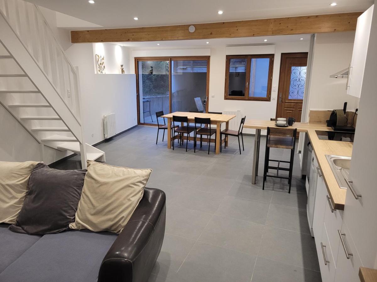 Les Maisons Bareyre - Grandes Maisons Avec Terrasse Saint-Sandoux Εξωτερικό φωτογραφία